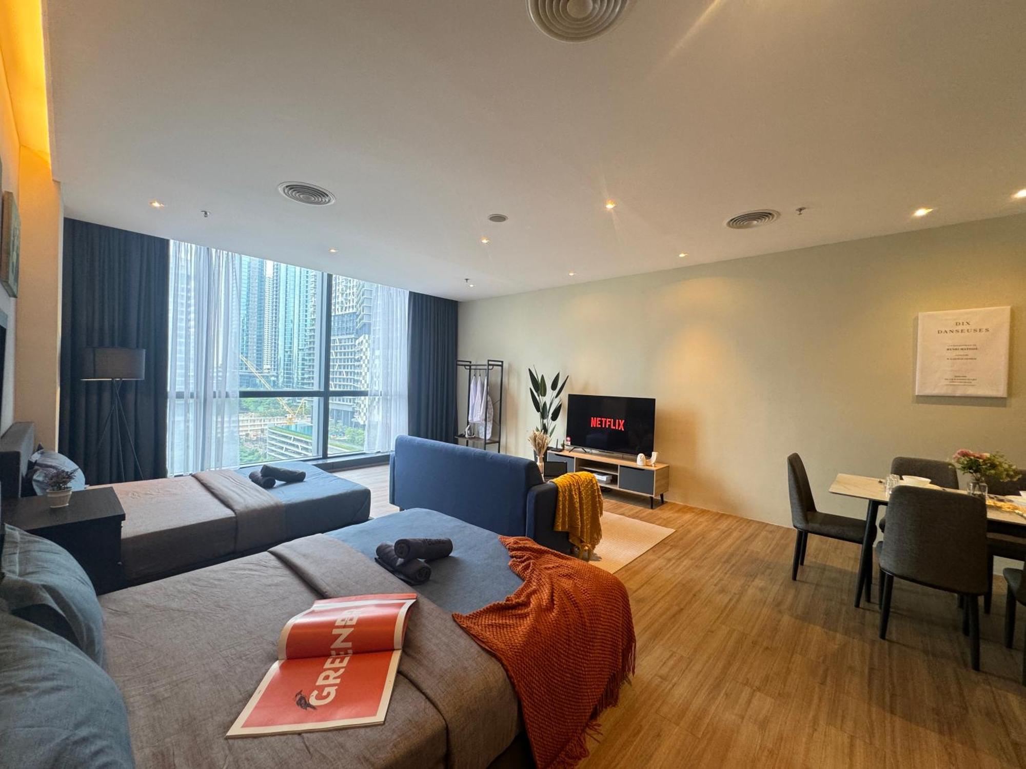 The Tinto Netflix Screen & Sleep - Bangsar South Mid Valley Kuala Lumpur Dış mekan fotoğraf