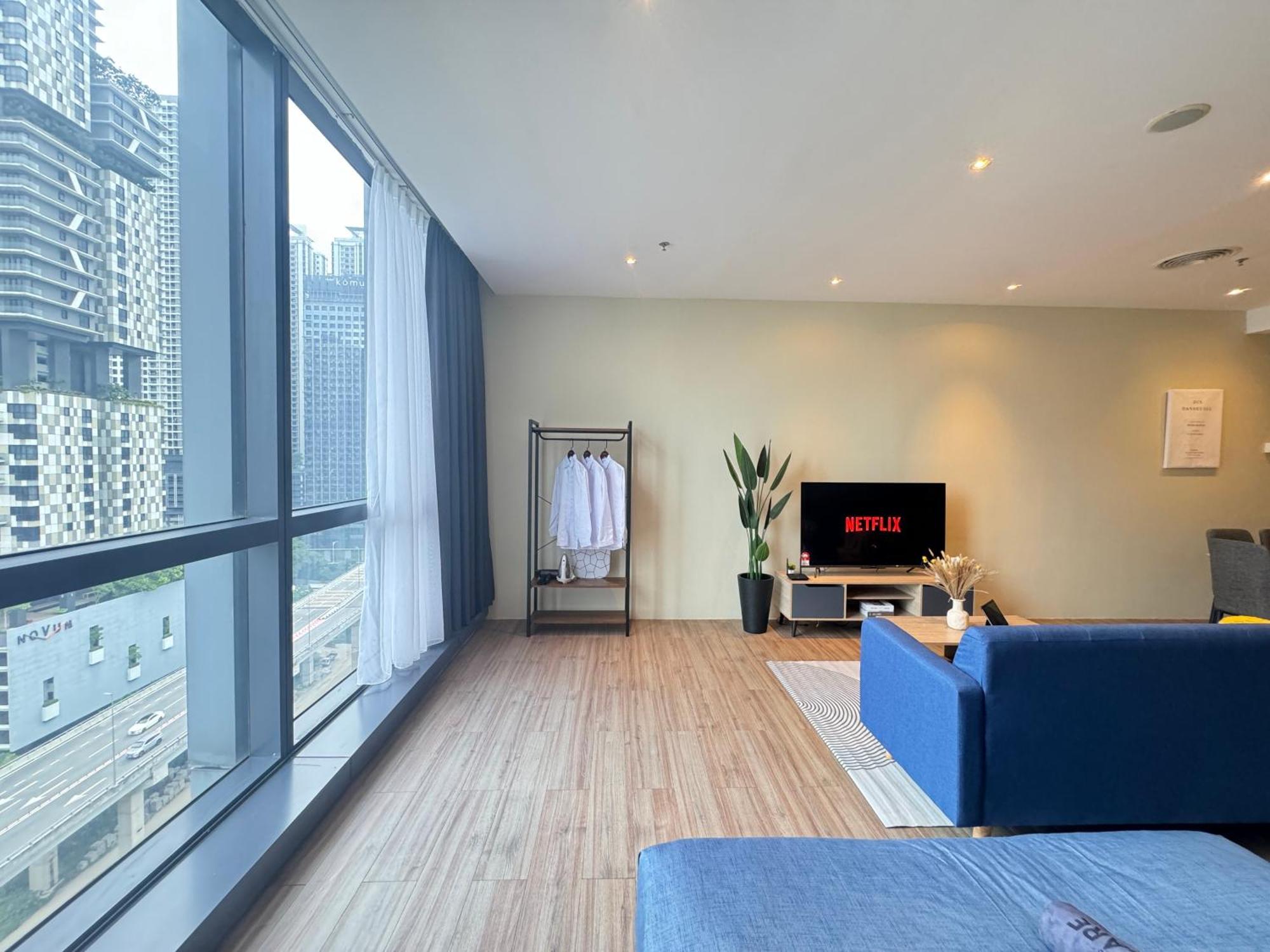 The Tinto Netflix Screen & Sleep - Bangsar South Mid Valley Kuala Lumpur Dış mekan fotoğraf