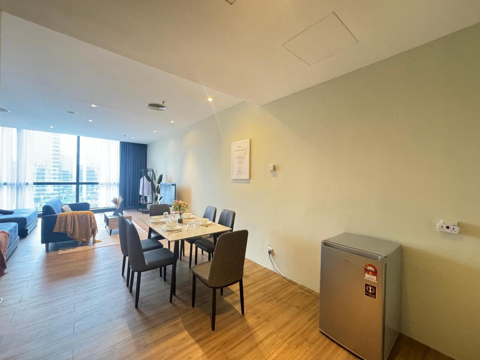 The Tinto Netflix Screen & Sleep - Bangsar South Mid Valley Kuala Lumpur Dış mekan fotoğraf
